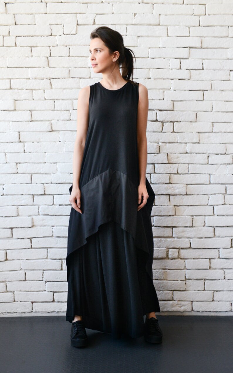 Black Maxi DressExtravagant Black KaftanAsymmetric Plus Size DressSleeveless Oversize Tunic TopSuspenders BackCasual Dress METD0096