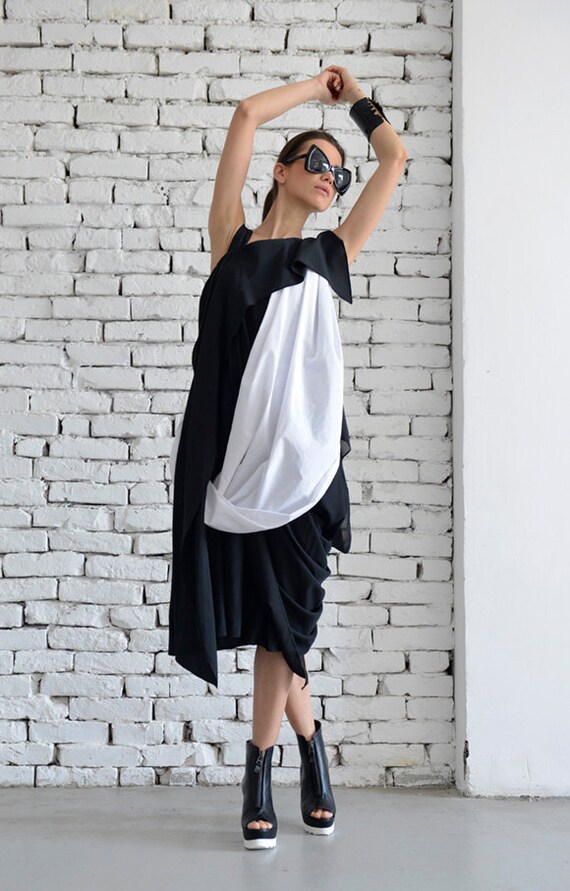 Maxi Dress / Black and White Asymmetrical Tunic / Kaftan / | Etsy