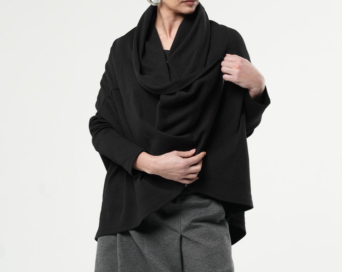 Black Loose Cardigan / Asymmetric Cardigan With Side Zipper METC0057