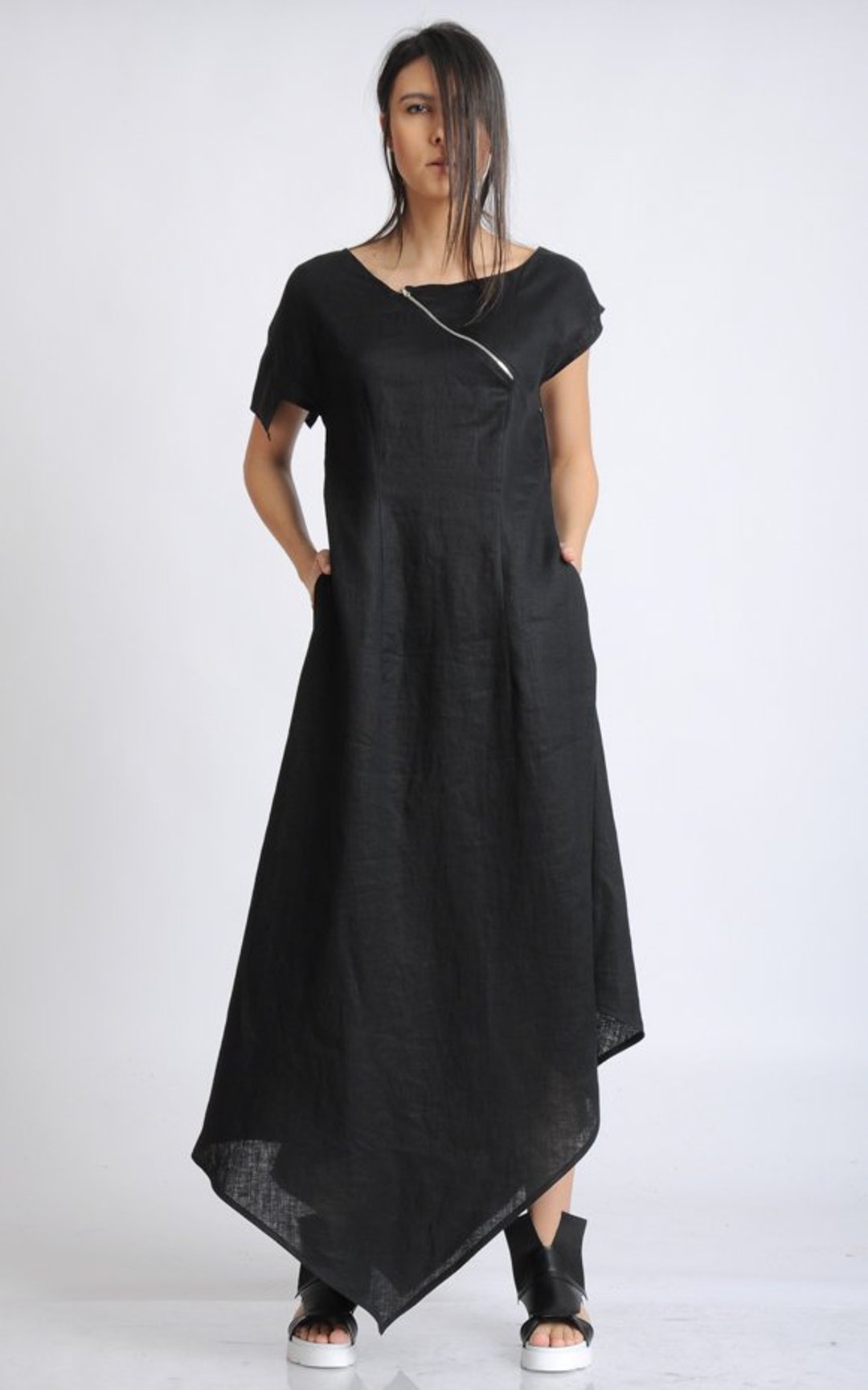 2000s Loose Black Dress in Linen