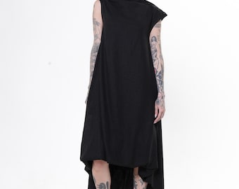 Linen Balloon Dress with Asymmetric Silhouette In Black METD0273