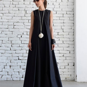 Plus Size Maxi Dress/Loose Kaftan/Casual Sleeveless Dress/Front Zipper Black Dress/Oversize Tunic/No Sleeve Cotton Dress/Everyday Dress image 2