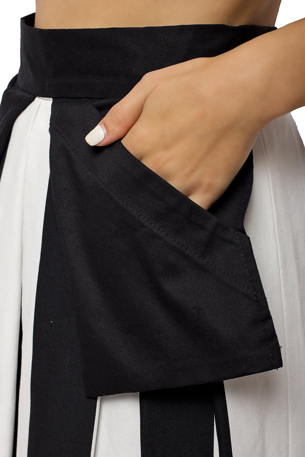 high waisted black and white skirt