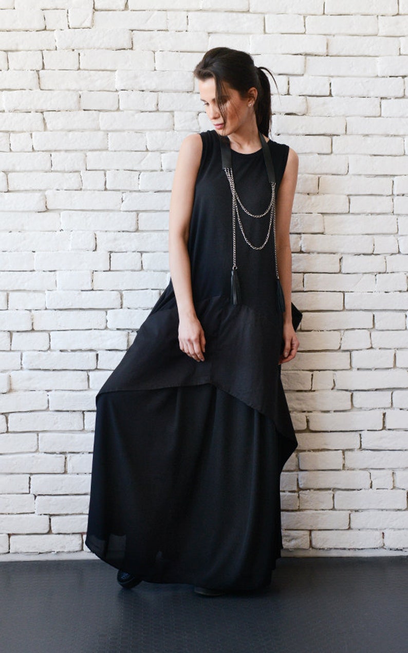 Black Maxi DressExtravagant Black KaftanAsymmetric Plus Size DressSleeveless Oversize Tunic TopSuspenders BackCasual Dress METD0096