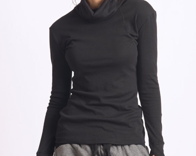 Black Long Sleeve Top/Thumb Holes Sleeve Blouse/Turtle Neck Black Blouse/Black Loose Tunic/Black Long Sleeve Everyday Top METT0019
