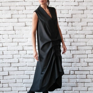 Extravagant Dress / Long Black Maxi Dress / Asymmetric Dress / Black V Neck Dress / Large Black Dress / Loose Fit Dress image 6