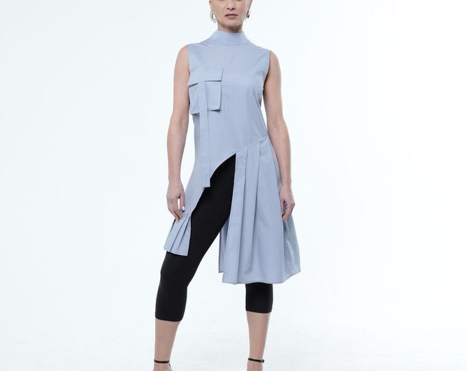 Sleeveless Pleated Tunic In Blue METWB011