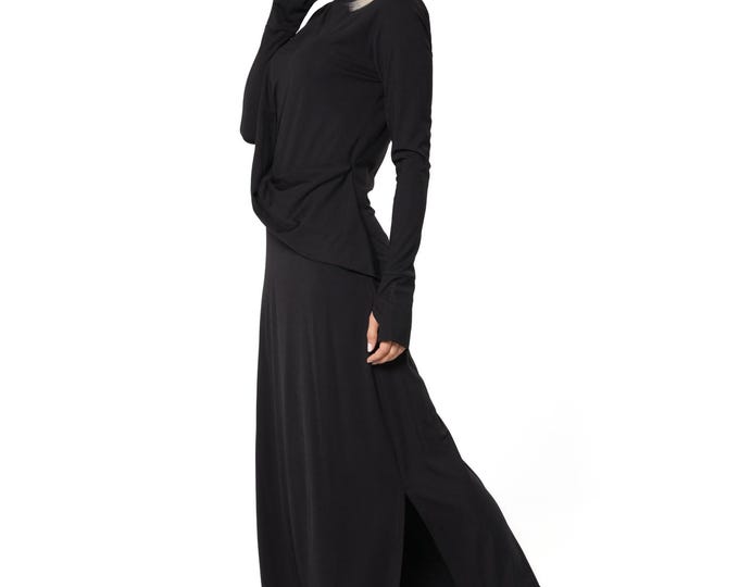 Black Cotton Maxi Dress with Crossover Front, Long Sleeves and Side Slits METD0284