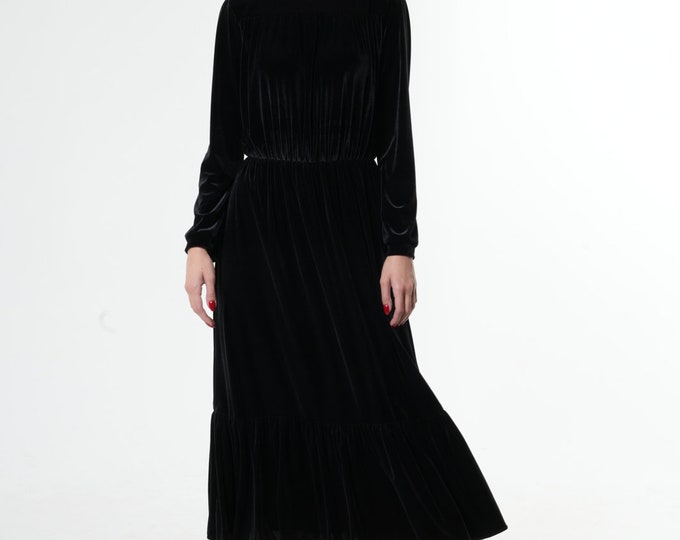 Fall Cocktail Dress / Black Velvet Dress / Black Witch Dress / Holiday Dress Women / Long Black Maxi Dress