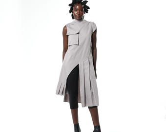 Sleeveless Pleated Tunic With Front Pocket - Avant-garde Long Top METT0305