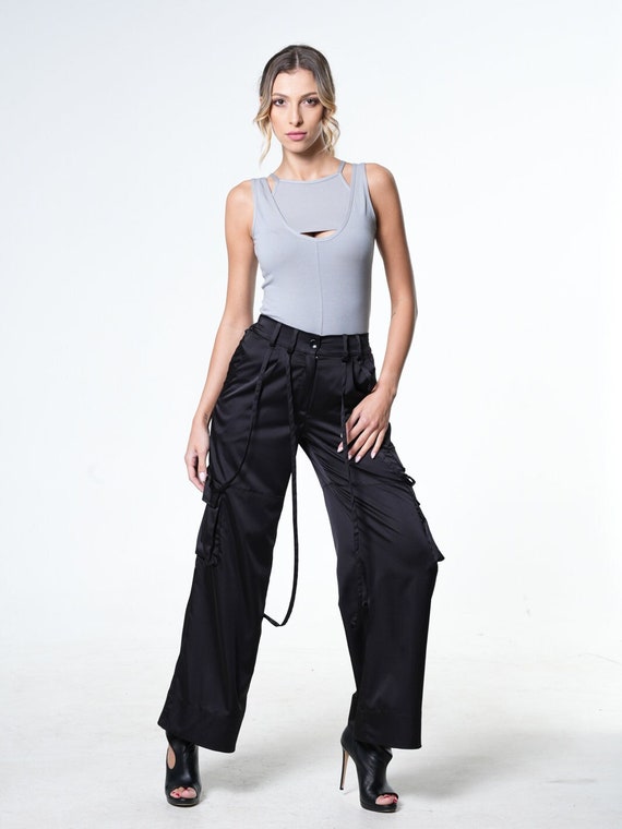 Black Cargo Pants/Y2k Pants/Cargo Pants Women/Women Cargo Pants/Techwear Pants/ Streetwear Pants/ Black Flare Pants/ Techwear Women METP0116