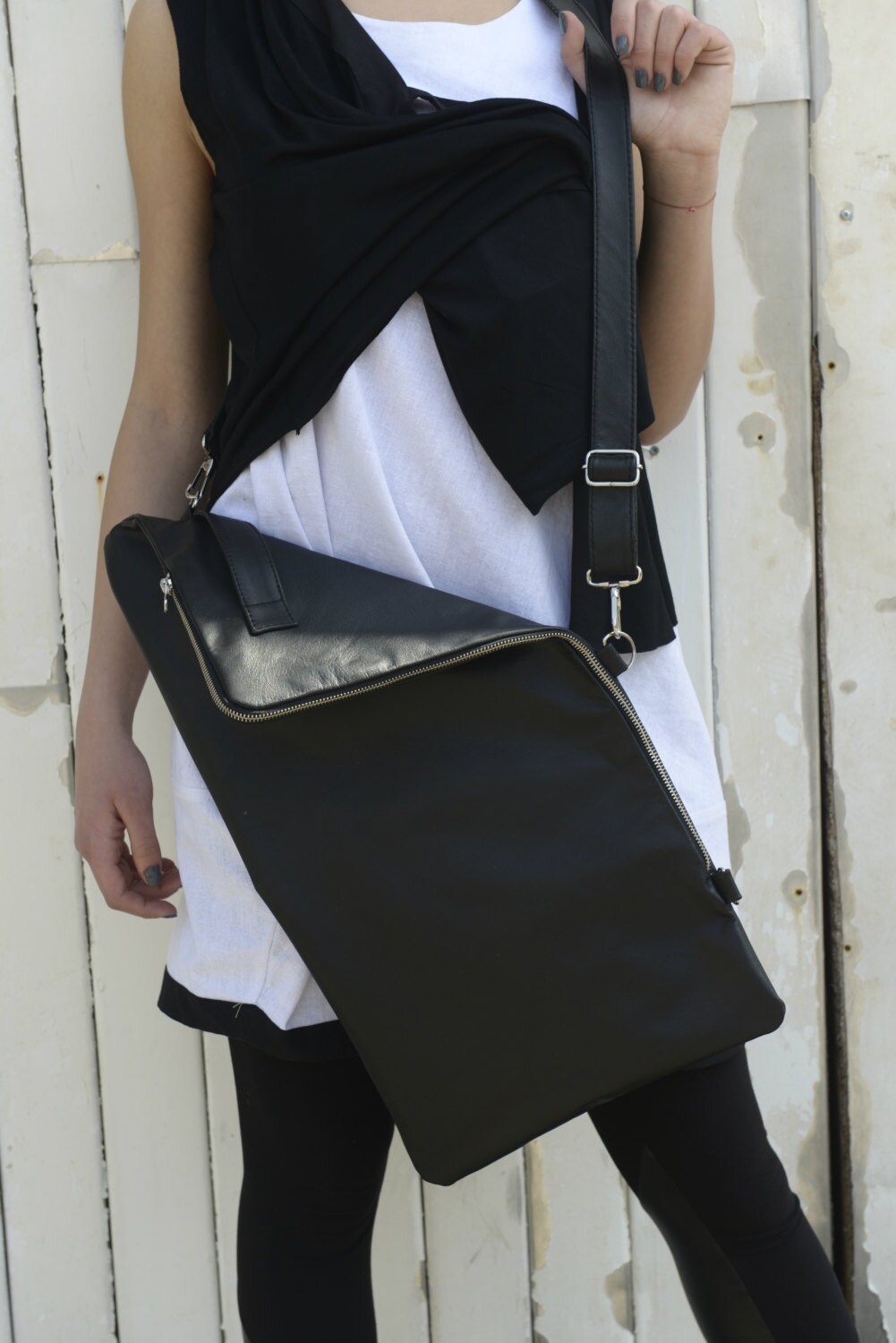 black purse for school