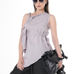 Blusa assimétrica sem mangas lilás / Blusa túnica extravagante / Blusa de verão - METT0280