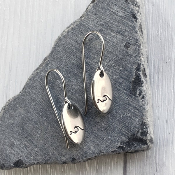 Oval Double Wave Earrings - Ocean Earrings - Beach Earrings - Stainless Steel Stamped Wave Oval Dangle Earrings - Silver Wave Earrings