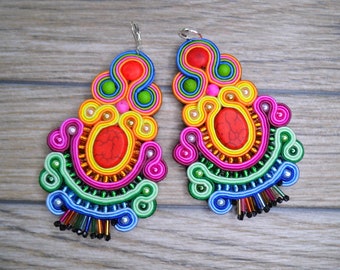 boucles d'oreilles soutache, bijoux soutache, boho, boucles d'oreilles soutache pendantes brodées à la main-