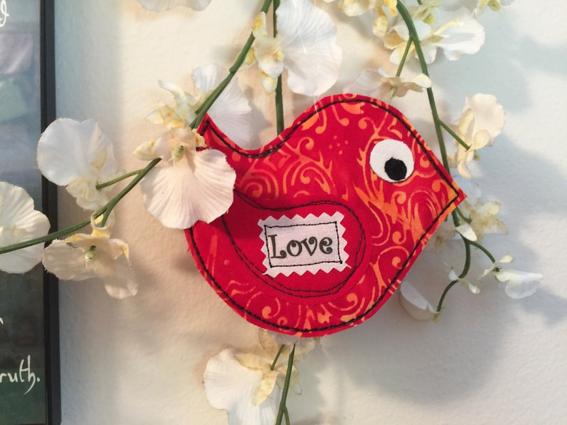 Fabric ornament Love Arty Bird Card Quilted bird ornament gift quilted bird Gift Card fabric bird Inspiring Quote red Love card #1