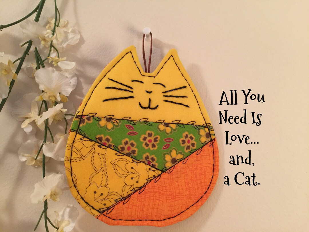 Quilted Cat Coaster, Kitty Mug Mat, Kitty Table Mat, Cat Novelty, Kitty Mug Coaster, Hostess