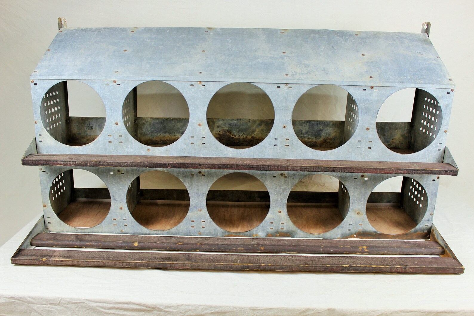 Vintage 10 Hole Galvanized Chicken Nesting Roost Laying Box Etsy