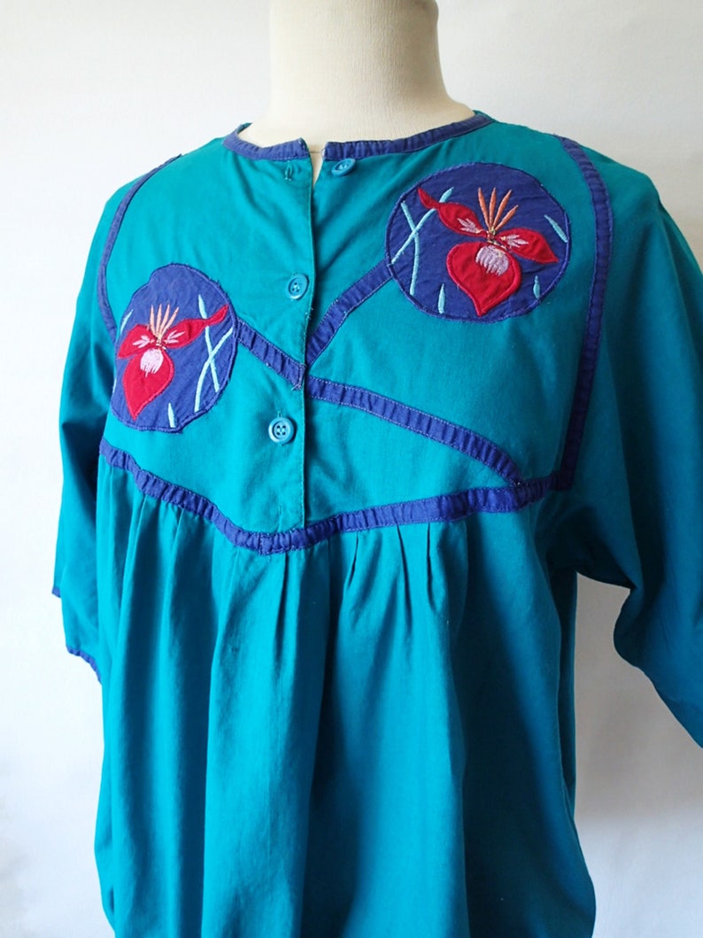 plus size vintage 70s vintage Indian cotton embroidered blouse; boho hippie folk art peasant shirt