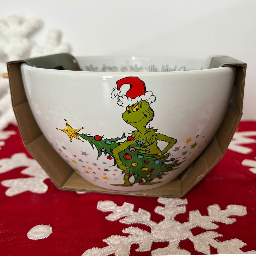 Ships Priority Dr. Seuss How the Grinch Stole Christmas Cindy Lou Who Ramen  Bowl & Chopsticks 2023 Ships Priority 