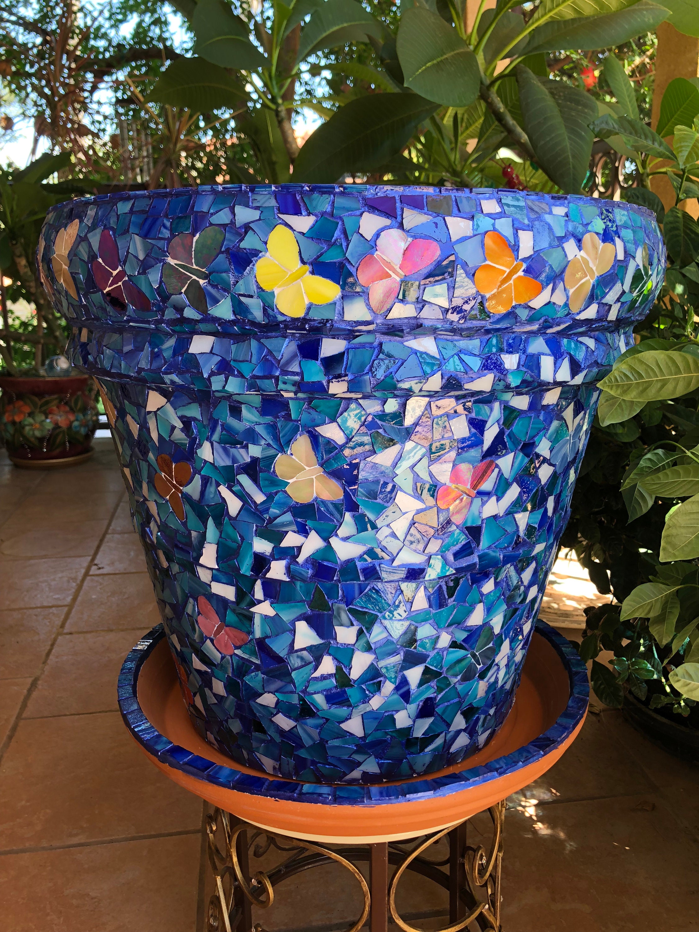 Louis Vuitton pattern pot, This mosaic FLOWER POT was inspi…