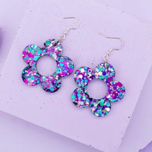 Flower Shaped Resin Earrings Glittery Earrings Festival Earrings Cute Earrings Daisy Earrings Statement Earrings Handmade Earrings