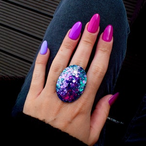 Chunky Oval Resin Ring Colour Shift Purple Blue Glitter Mermaid Statement Ring Adjustable Silver Plated