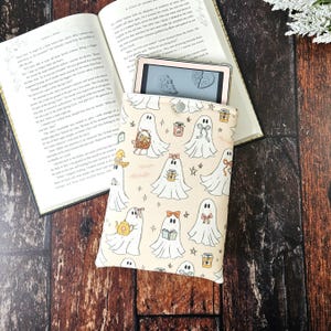 Cottage Ghost Kindle Sleeve | Book Lover Gift | Book Cover | Kindle Case | Bookish Gift | Reader Gift | Book Sleeve | Colorsoft Case