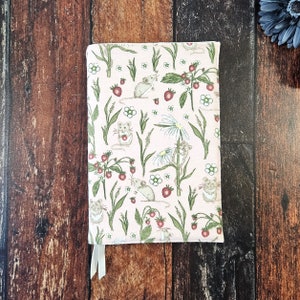 Couverture de bible en flanelle rose country Mouse : bibliothèque chrétienne réglable