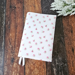 Couverture de la bible en coton à fleurs rose vintage : protège-livre réglable