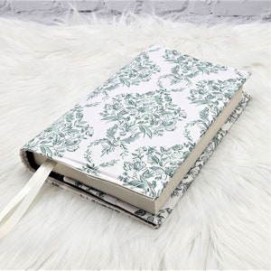 Green Toile Book Cover | Dust Jacket | Adjustable Book Sleeve | Bookish Gift | Book Accessories | Padded Book Cover | Reusable Cover