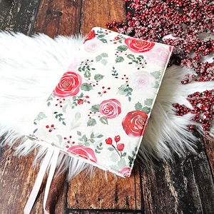 Christmas Flowers Book Cover | Dust Jacket | Adjustable Book Sleeve | Bookish Gift | Book Accessories | Padded Book Cover | Reusable Cover