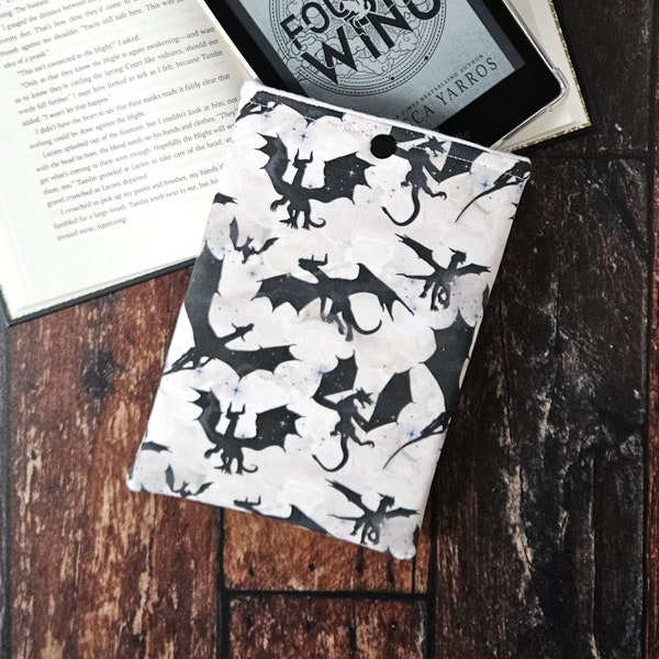 Dragon Kindle Sleeve | Book Lover Gift | Kindle Case | Case for Kindle | Bookish Gift | Kindle Paperwhite Cover | Book Sleeve | Handmade