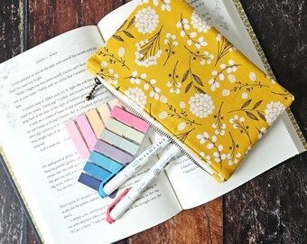 Floral Book Annotation Kit: Book Lover Gift Set