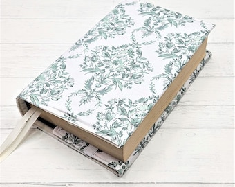 Green Toile Bible Cover: Adjustable Cotton Book Protector