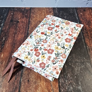 Boho Floral Book Cover | Dust Jacket | Adjustable Book Sleeve | Bookish Gift | Book Accessories | Padded Book Cover | Reusable Cover