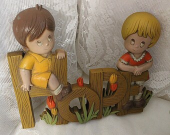 Vintage 1982 CHILDREN HOPE PLAQUE 8 1/2-Inches by 7-Inches Burwood Syroco Homco Country Chic Cottage Boy Girl Religous Sunday Flower