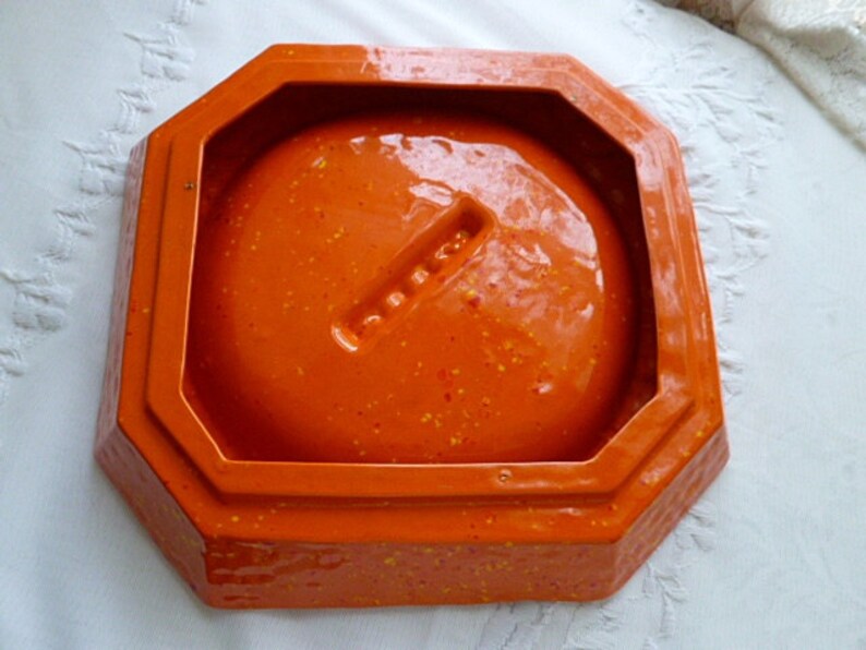 Vintage 1950s 1960s ORANGE SPECKLED ASHTRAY, Mid Century, Orange, Yellow, Atomic, Space Age, Ceramic, Orange Peel, 12-Inches x 11 1/2-Inches image 2