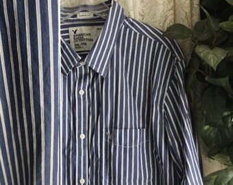 Vintage LONG SLEEVE SHIRT Size 2X 100-Percent Cotton Navy Blue & White Stripe Pinstripe Nautical Eagle Office Business Casual