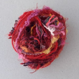 Art yarn bundle 5 x 3.3 yard, Weaving embellishment, Yarn for your art projects, DIY supplies, Fire colors textured fiber, Red tones yarn
