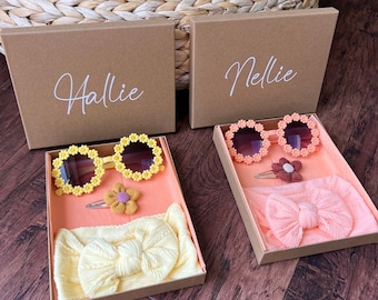 Coffret cadeau serre-tête personnalisé pour bébé | Lunettes de soleil fleuries | à cheveux marguerite | Nouveau cadeau pour bébé | Coffret cadeau pour tout-petit