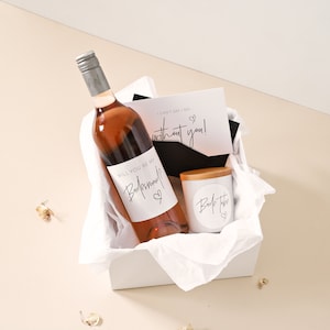 Bridesmaid proposal gift pack | bridesmaid gift | wine label | bridesmaid card | candle label | Will you be my bridesmaid