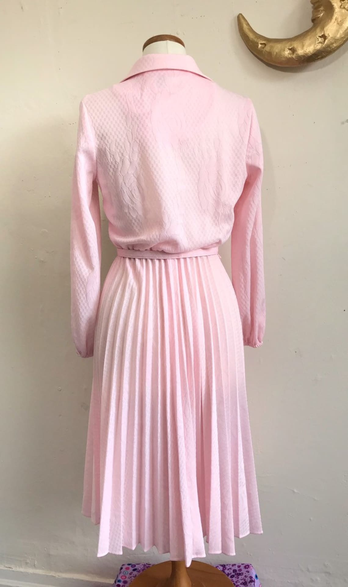 pink windsor dress