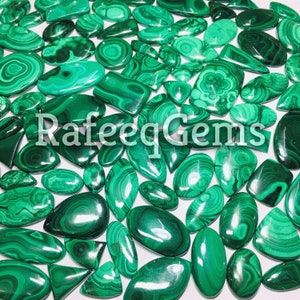 Lot de pierres précieuses en gros de malachite naturelle, avec différentes formes de cabochon et de tailles, meilleure malachite naturelle pour les bijoux (naturelle)