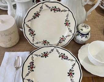 ロイヤルドルトンのシンプリシティ柄ディナープレート8枚セット