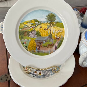 Grandma Moses Set Of 4 12” Plates