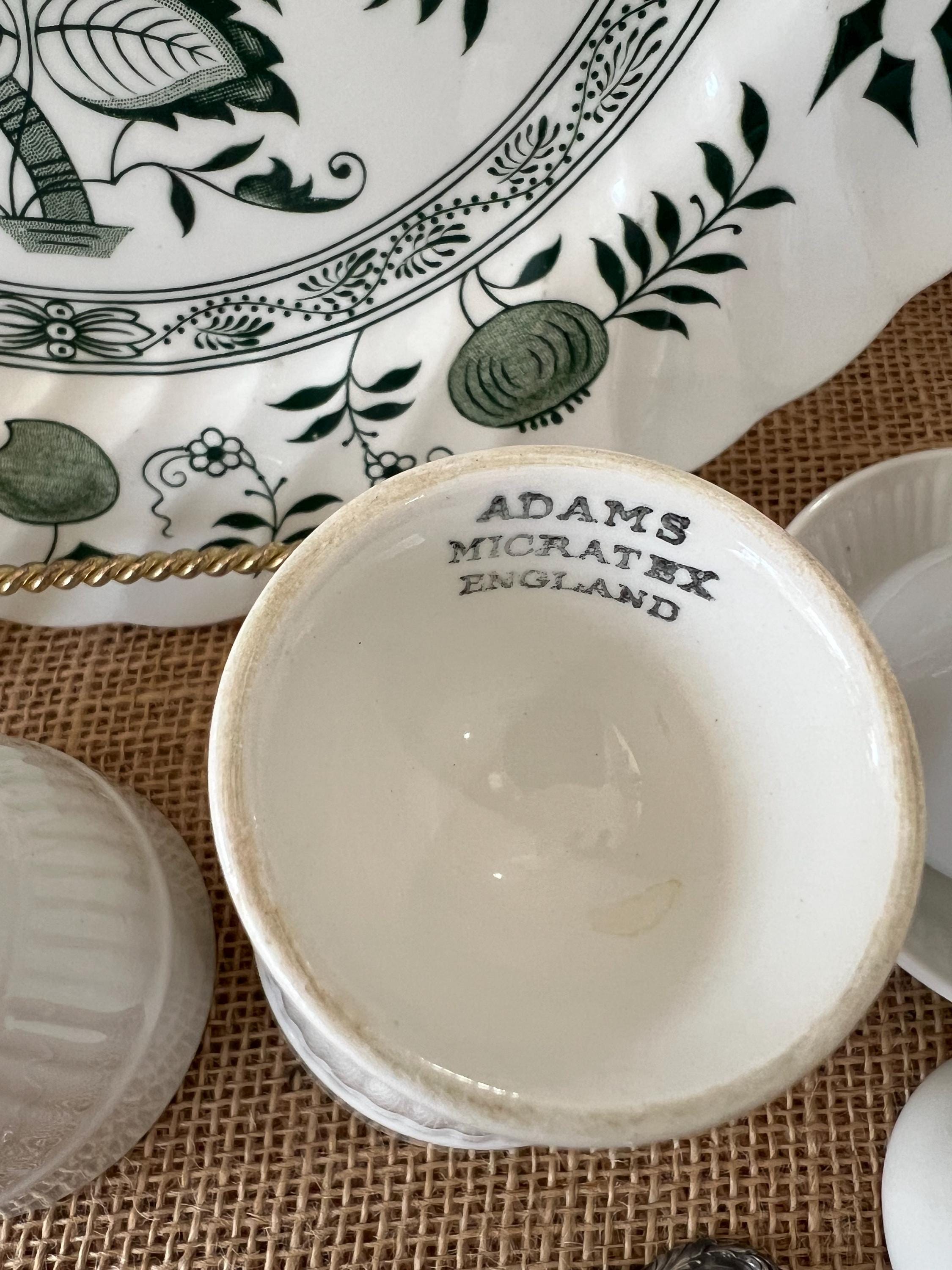 ホワイト ヴィンテージ 英国製エッグカップ 2 個セット。 - Etsy 日本