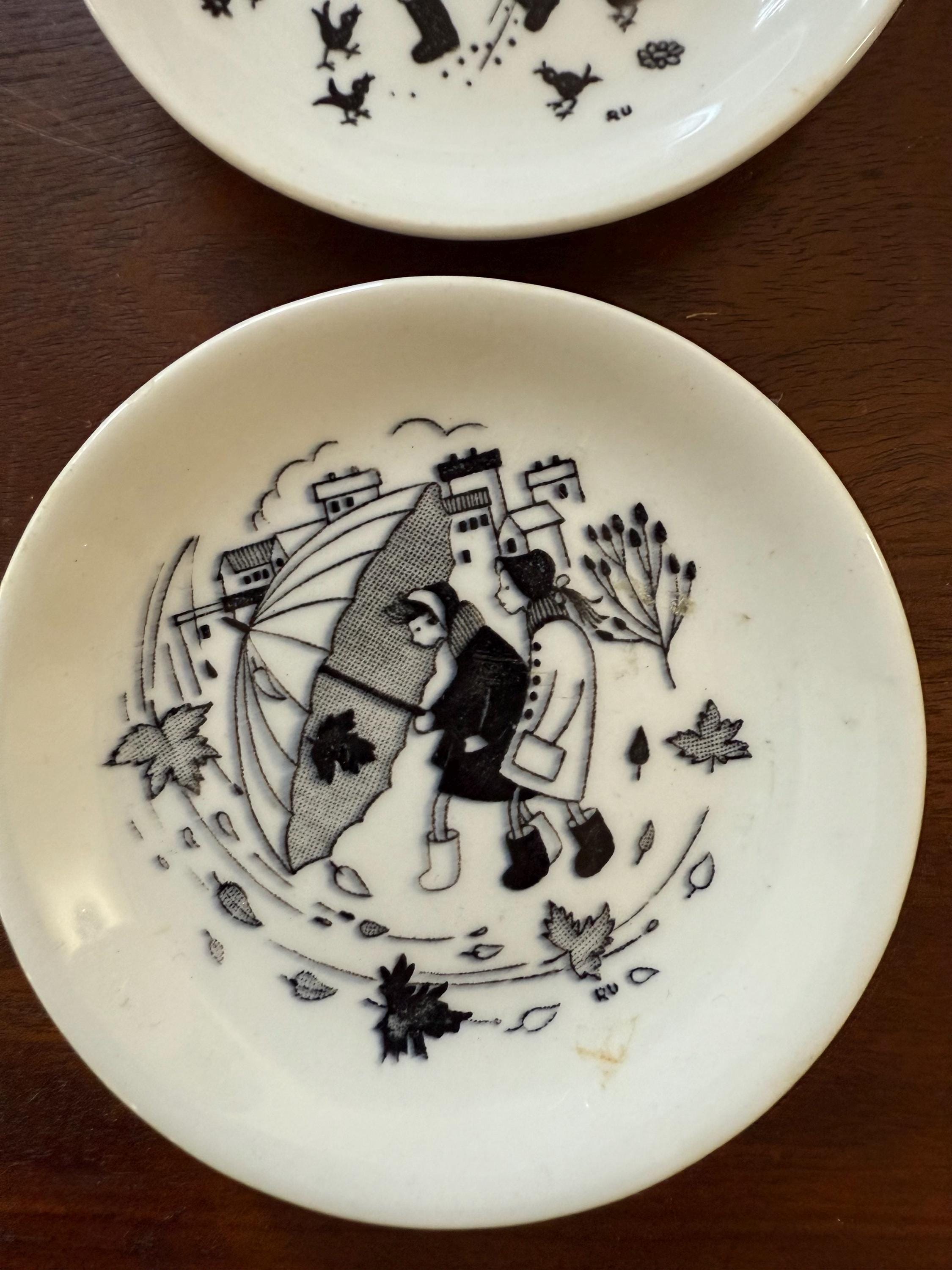 Black and White Vintage Little Plates. Arabia. Finland. Set of 2