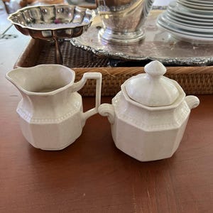 Cream/Beige Kensington Ironstone Creamer and Sugar Bowl