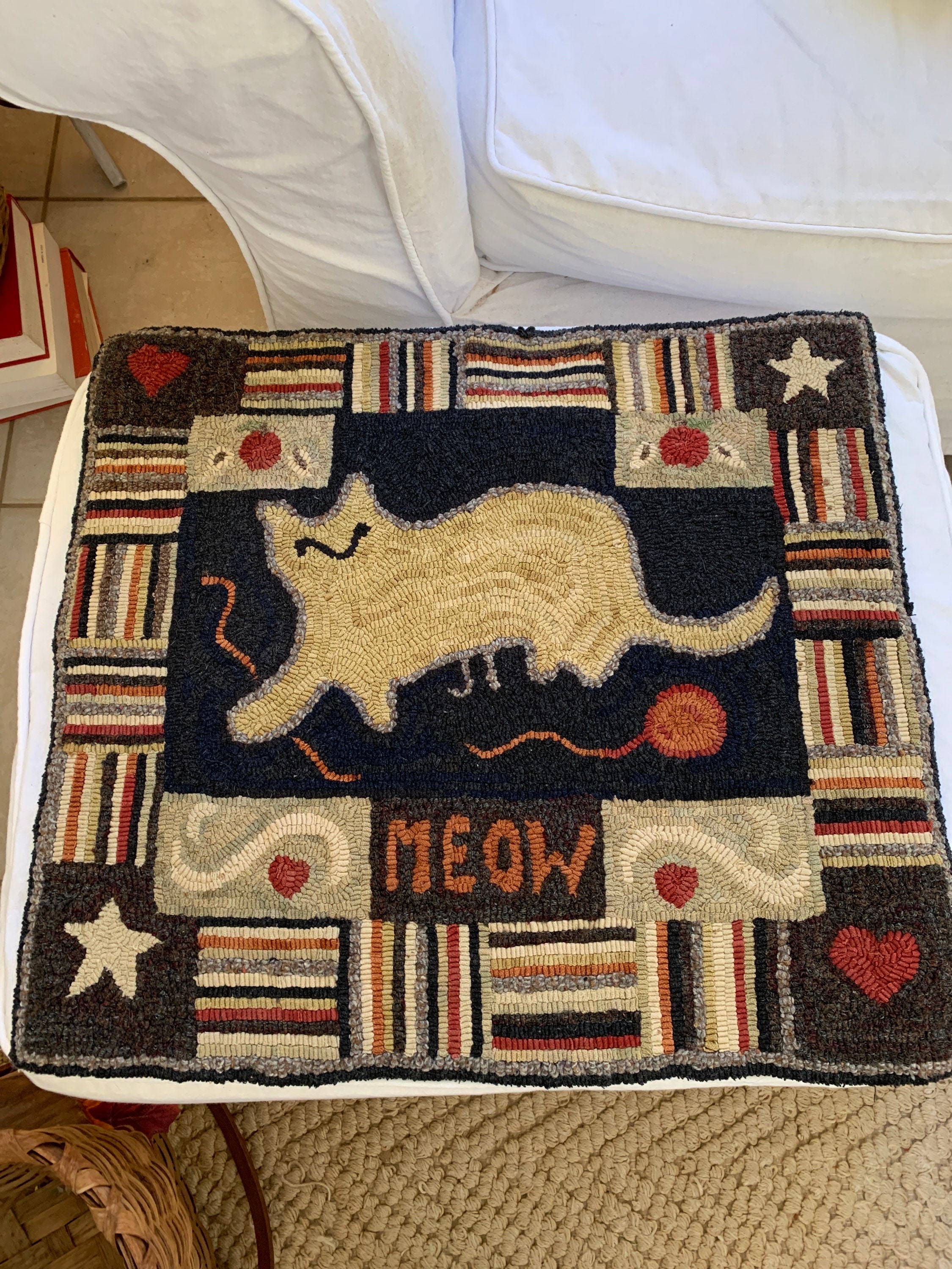 Primitive Folk Art Hand Hooked Rug. Measures 24 X 21. - Etsy